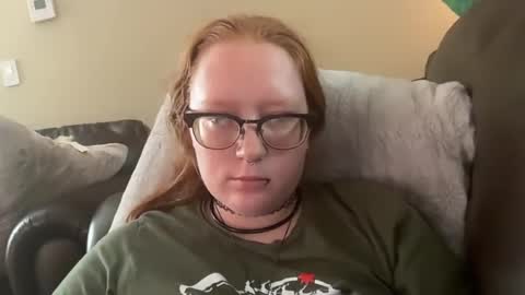 red_hot_foxx03 online show from 07-31-26, 05:56