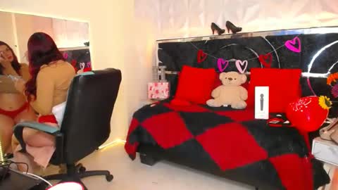 Luna online show from 02-27-25, 03:25