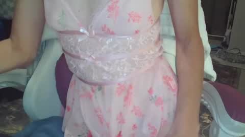 Red online show from 11-07-25, 06:41