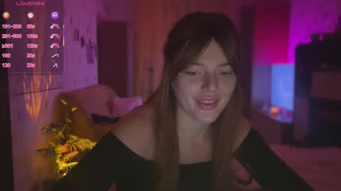 Snapshot of redaplle2 chatting on 11-11-25, 02:39 redaplle2 online show from 11-11-25, 02:39