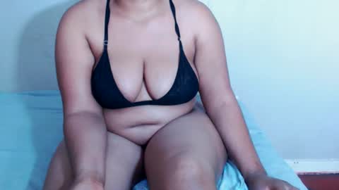 redbonexx22 online show from 03-03-26, 10:54