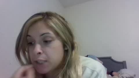 Snapshot of reddwaxx chatting on 12-05-25, 04:14 reddwaxx online show from 12-05-25, 04:14