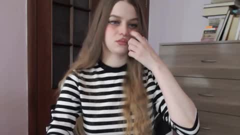 Lily online show from 12-01-25, 02:05