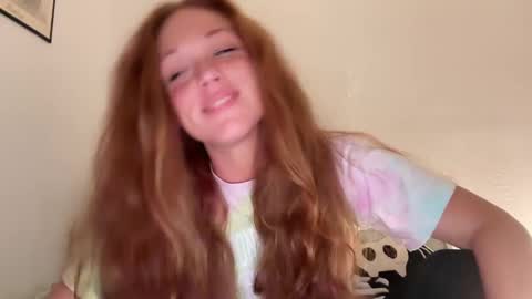 Redheaded Fox online show from 03-01-25, 01:11