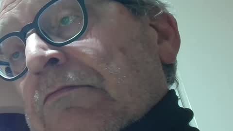 Snapshot of redhotcockpep chatting on 12-25-24, 05:15 redhotcockpep online show from 12-25-24, 05:15