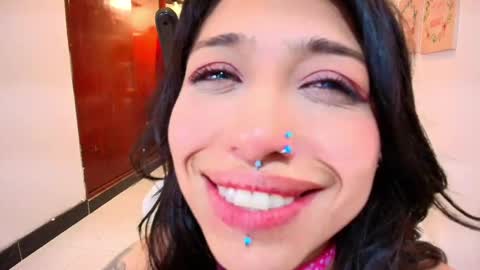 Lili Lopez online show from 02-20-25, 10:48