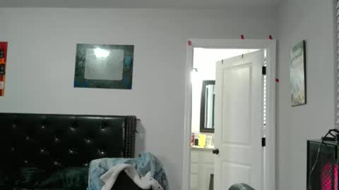 Snapshot of redinthebed chatting on 01-13-26, 03:01 InkedGinger online show from 01-13-26, 03:01