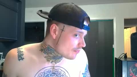 Snapshot of redinthebed chatting on 04-14-26, 02:17 InkedGinger online show from 04-14-26, 02:17