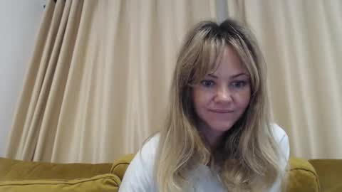 Snapshot of redjessica chatting on 10-03-25, 05:04 RedJessica online show from 10-03-25, 05:04