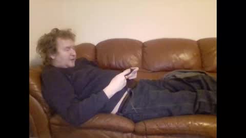 Snapshot of redlols chatting on 03-06-25, 02:41 redlols online show from 03-06-25, 02:41