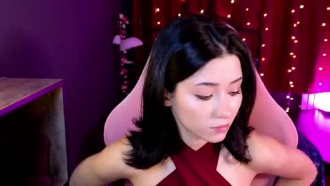 Snapshot of redmidnight_ chatting on 05-22-26, 08:58 Kiara online show from 05-22-26, 08:58