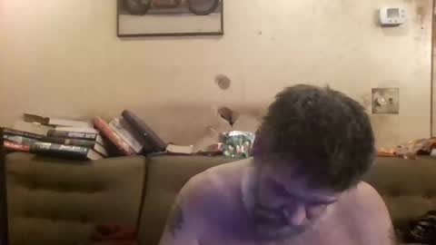 Snapshot of redmud3 chatting on 11-16-25, 12:22 redmud3 online show from 11-16-25, 12:22