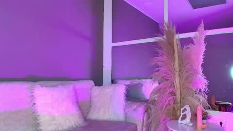 RED VELVET online show from 04-21-26, 02:51