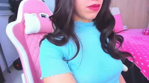 Snapshot of redski77 chatting on 02-05-25, 06:13 redski77 online show from 02-05-25, 06:13