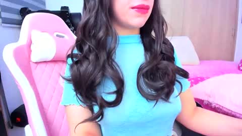 Snapshot of redski77 chatting on 03-12-25, 06:18 redski77 online show from 03-12-25, 06:18