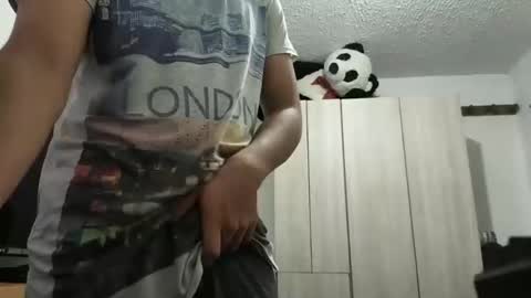 Snapshot of redsoul951869 chatting on 09-30-25, 05:45 RedsoulReaver online show from 09-30-25, 05:45