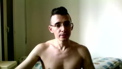 Snapshot of redstep0 chatting on 09-13-25, 12:05 redstep0 online show from 09-13-25, 12:05