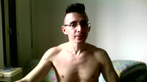 Snapshot of redstep0 chatting on 11-08-25, 01:00 redstep0 online show from 11-08-25, 01:00