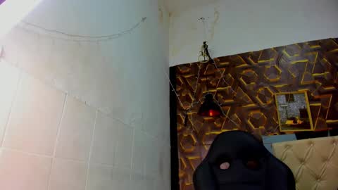 reed_kitty online show from 12-17-25, 01:28