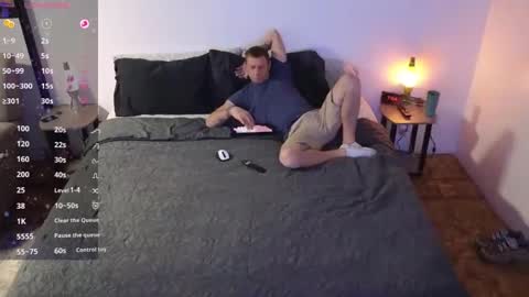 Snapshot of reel_feels_cpl chatting on 12-29-24, 12:52 Reel Feels Cpl online show from 12-29-24, 12:52