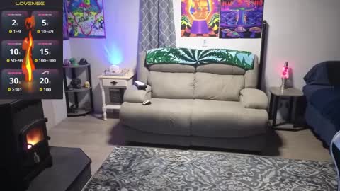 Snapshot of reel_feels_cpl chatting on 03-06-25, 12:21 Reel Feels Cpl online show from 03-06-25, 12:21