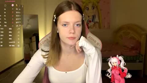 Lucy online show from 10-26-25, 02:12