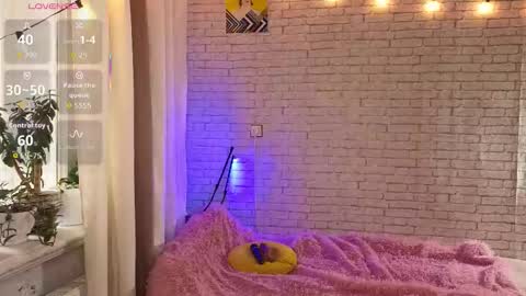 ReginaHawkinss online show from 02-10-26, 09:57