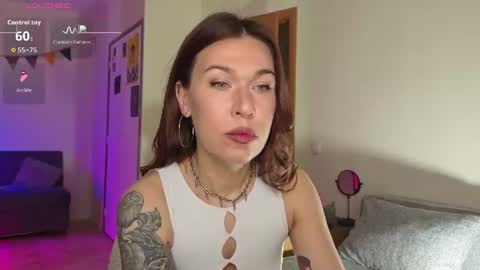 Snapshot of reginahawkinss chatting on 06-09-26, 11:11 ReginaHawkinss online show from 06-09-26, 11:11
