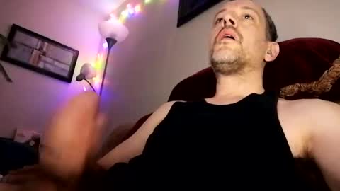 regularguy20 online show from 03-04-25, 10:46