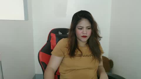 reign2525 online show from 03-03-25, 08:27