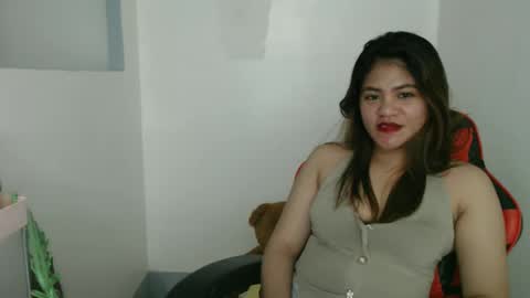 reign2525 online show from 03-10-25, 03:52