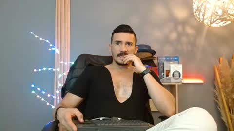   REIKO  online show from 02-22-26, 03:54