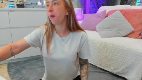 reina cummings online show from 06-08-26, 05:30