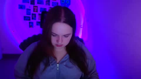 Reina online show from 02-22-26, 06:35