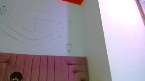 Snapshot of reiv_femboy chatting on 05-30-26, 08:44 reiv_femboy online show from 05-30-26, 08:44