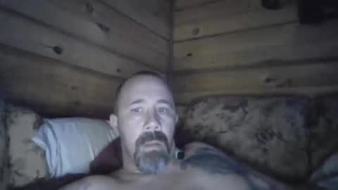 Snapshot of remington543 chatting on 01-11-26, 03:44 remington543 online show from 01-11-26, 03:44