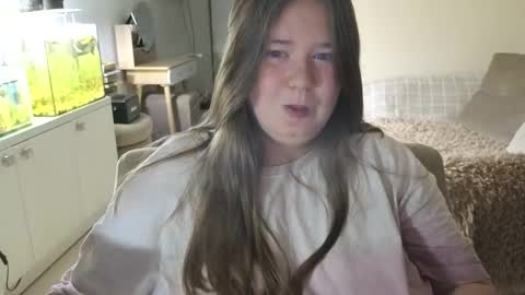 Snapshot of remirann_ chatting on 10-16-25, 06:09 Ann OF - remirann21 online show from 10-16-25, 06:09