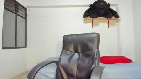 Rmy Steen online show from 01-14-25, 12:43