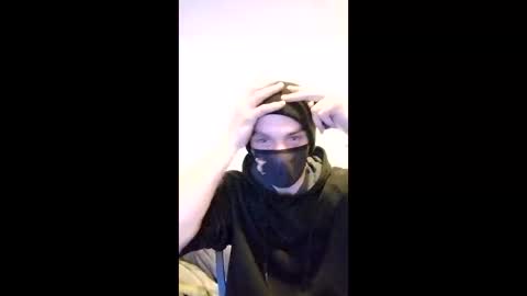 Snapshot of remycouture chatting on 12-21-25, 05:47 remycouture online show from 12-21-25, 05:47