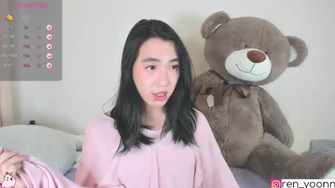 Ren online show from 10-19-25, 08:59