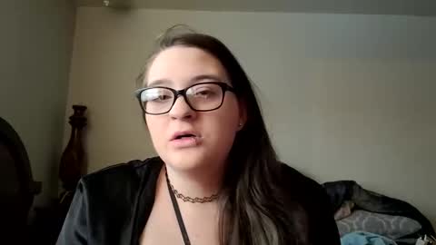 Snapshot of renaexx03 chatting on 01-03-25, 10:40 renaexx03 online show from 01-03-25, 10:40