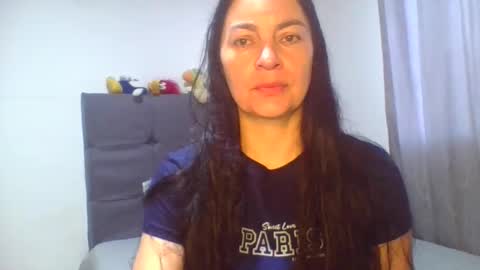 renata_hot1 online show from 04-24-26, 10:23