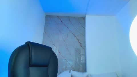 Snapshot of renata_reyes11 chatting on 03-06-25, 10:52 Renata online show from 03-06-25, 10:52