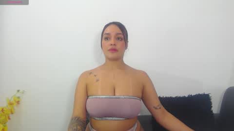 renatabrownn28 online show from 04-25-26, 01:41