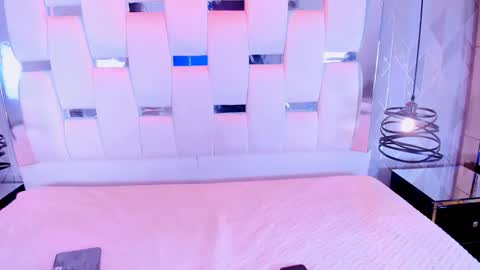 Snapshot of renataferrer_1 chatting on 11-01-25, 02:08      online show from 11-01-25, 02:08