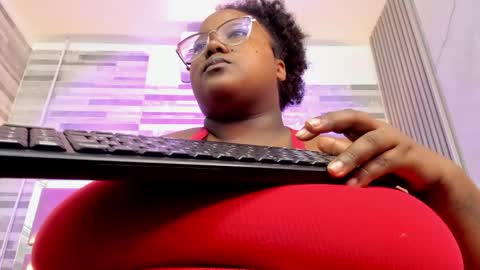 Snapshot of renatafoxter chatting on 04-29-26, 05:30 nataly online show from 04-29-26, 05:30