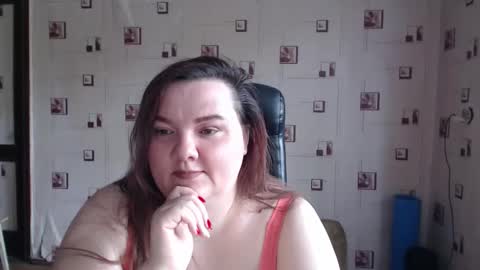 Snapshot of renataoia chatting on 02-14-26, 09:50 renataoia online show from 02-14-26, 09:50