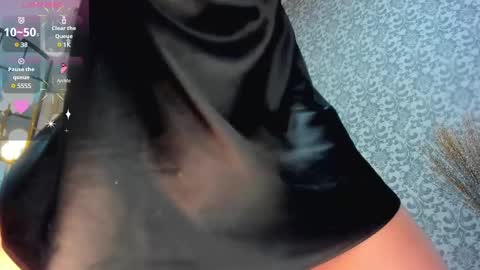 Snapshot of renatareyes chatting on 02-14-25, 03:43 Renata Reyes online show from 02-14-25, 03:43