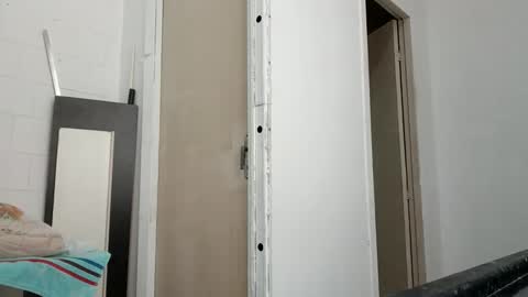 Snapshot of renatocavedon1 chatting on 12-16-25, 06:13 renatocavedon1 online show from 12-16-25, 06:13