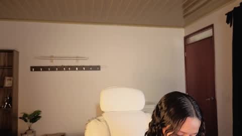 renaxi_smith online show from 01-18-26, 08:23